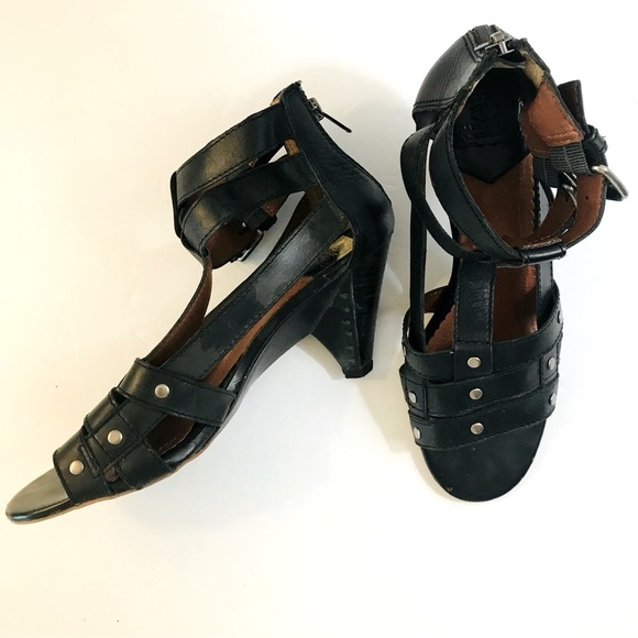 Vintage Lucky Black Peace Sign Sandals - Picture 3 of 11